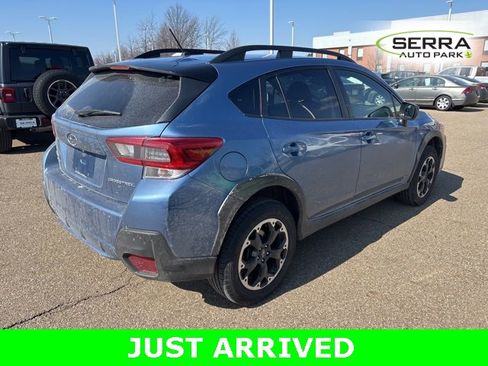 Used 2023 Subaru Crosstrek 2.0i image 3