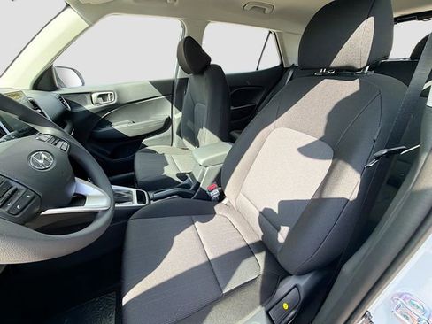 New 2026 Hyundai Venue SE image 20