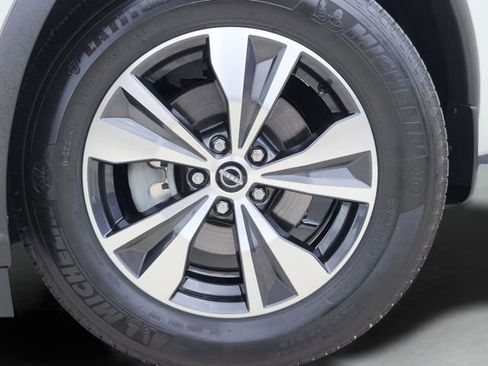 Used 2024 Nissan Murano SV FWD image 38