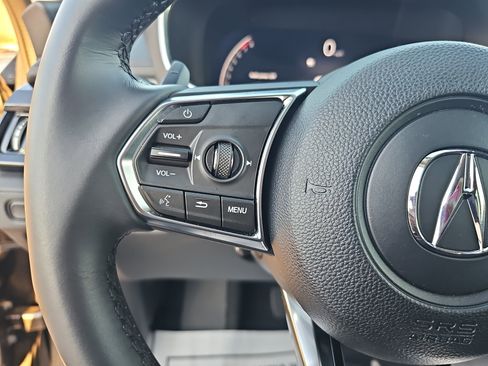 Used 2025 Acura MDX SH-AWD image 18