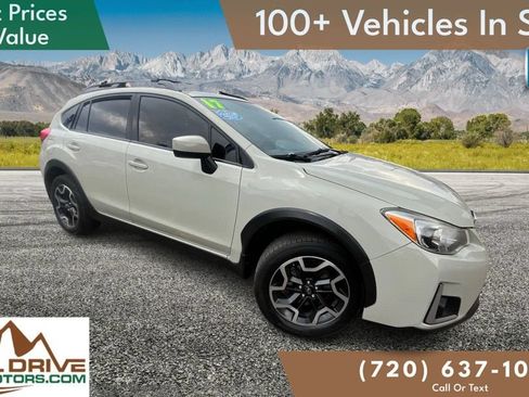 Used 2017 Subaru Crosstrek 2.0i Premium AWD/4WD image 3