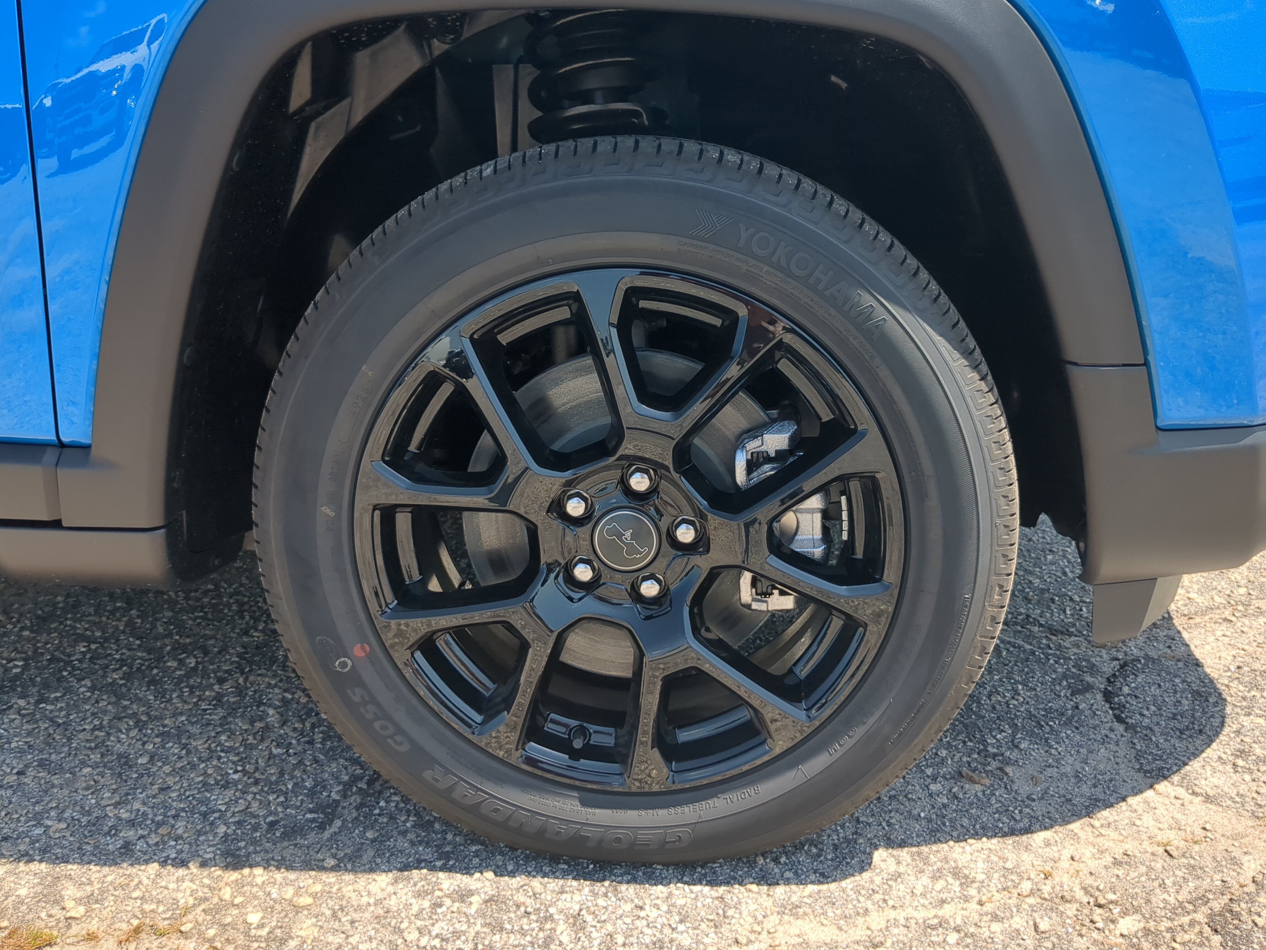 New 2026 Jeep Compass Latitude AWD/4WD image 9