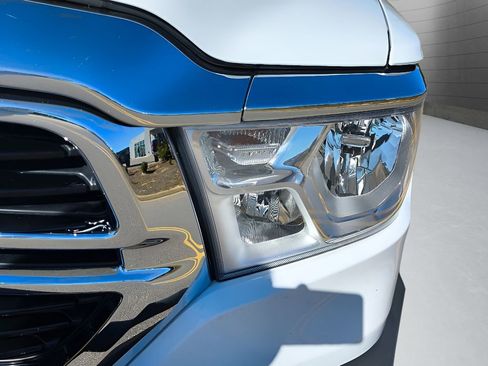 Used 2019 RAM 1500 Big Horn AWD/4WD image 13