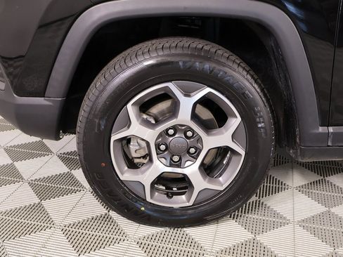 Used 2022 Jeep Compass Trailhawk w/ Trailhawk Elite Group image 18