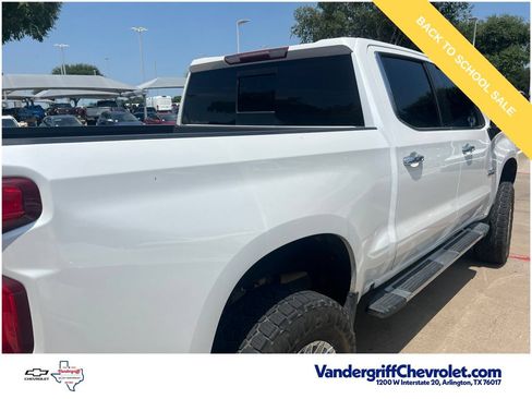 Used 2020 Chevrolet Silverado 1500 LTZ AWD/4WD image 11