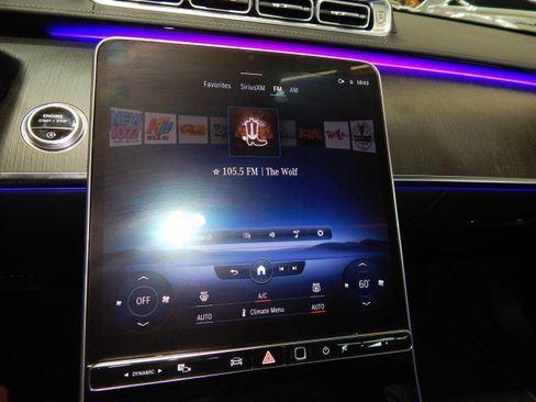 Used 2023 Mercedes-Benz S 580 4MATIC Sedan w/ AMG Line image 27