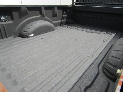 Used 2017 Ford F250 XL w/ Power Equipment Group AWD/4WD image 14