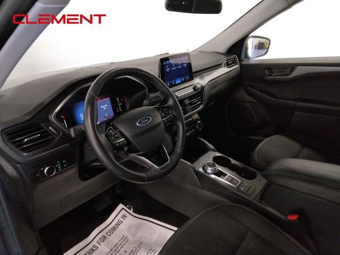 Used 2024 Ford Escape Active w/ Cold Weather Package FWD image 29