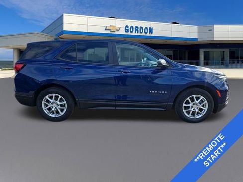 Used 2023 Chevrolet Equinox LS w/ LS Convenience Package image 7