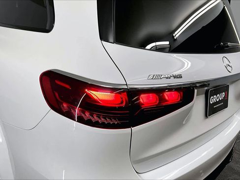 Used 2025 Mercedes-Benz GLS 63 AMG 4MATIC image 28