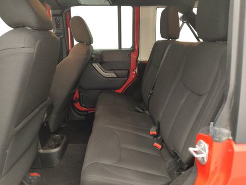 Used 2015 Jeep Wrangler Unlimited Sport w/ Quick Order Package 24S AWD/4WD image 18