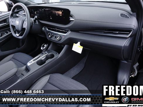 New 2026 Buick Envista Preferred image 12