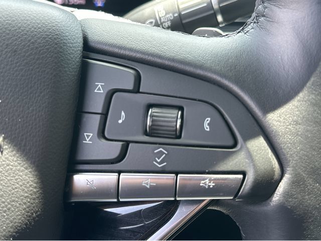 Certified 2022 Cadillac Escalade ESV Sport AWD/4WD image 35
