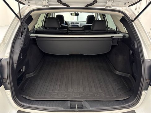 Used 2019 Subaru Outback 2.5i Limited w/ Popular Package #2 image 28