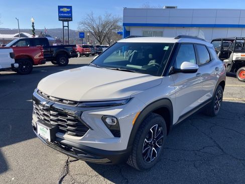 New 2026 Chevrolet TrailBlazer ACTIV w/ Convenience Package image 3