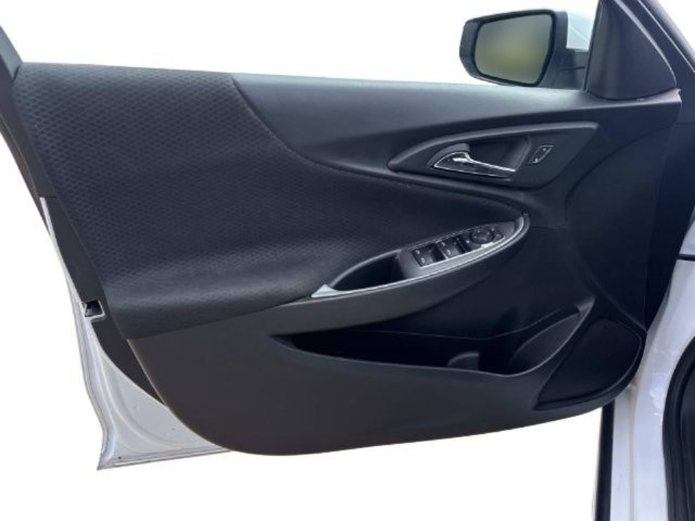 Used 2024 Chevrolet Malibu LT FWD image 23