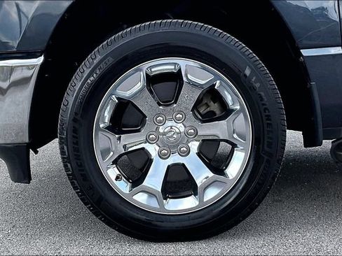 Used 2020 RAM 1500 Big Horn AWD/4WD image 30
