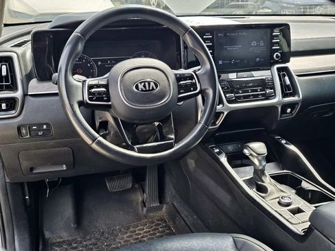 Used 2021 Kia Sorento EX FWD image 19