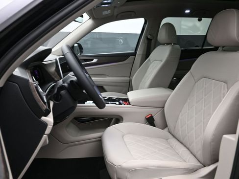 New 2026 Volkswagen Atlas SEL Premium R-Line image 8