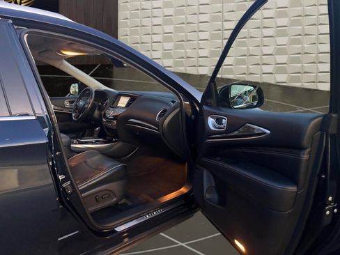 Used 2020 INFINITI QX60 Luxe w/ Essential Package image 12