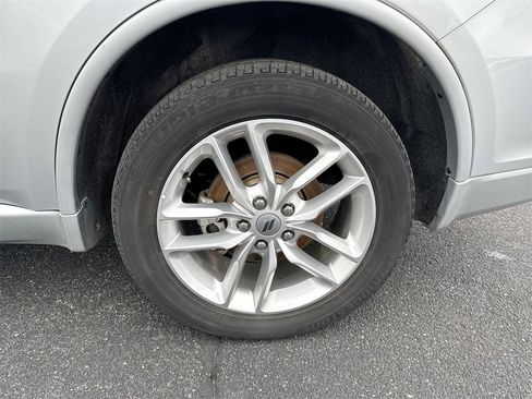 Used 2024 Dodge Durango GT image 27