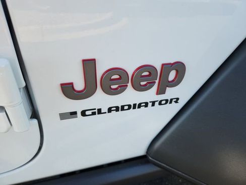 New 2026 Jeep Gladiator Rubicon w/ Safety Group image 11