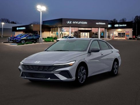 New 2026 Hyundai Elantra Sport image 1