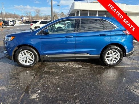 Used 2023 Ford Edge SEL image 2