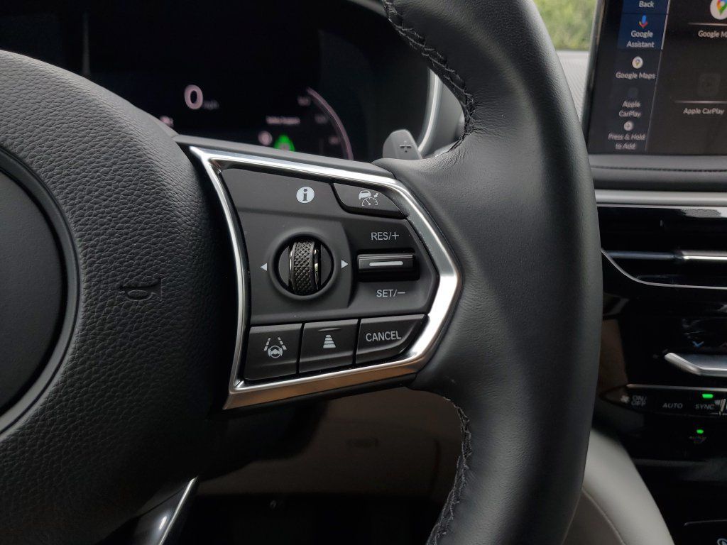 Certified 2026 Acura MDX w/ Technology Package FWD image 23