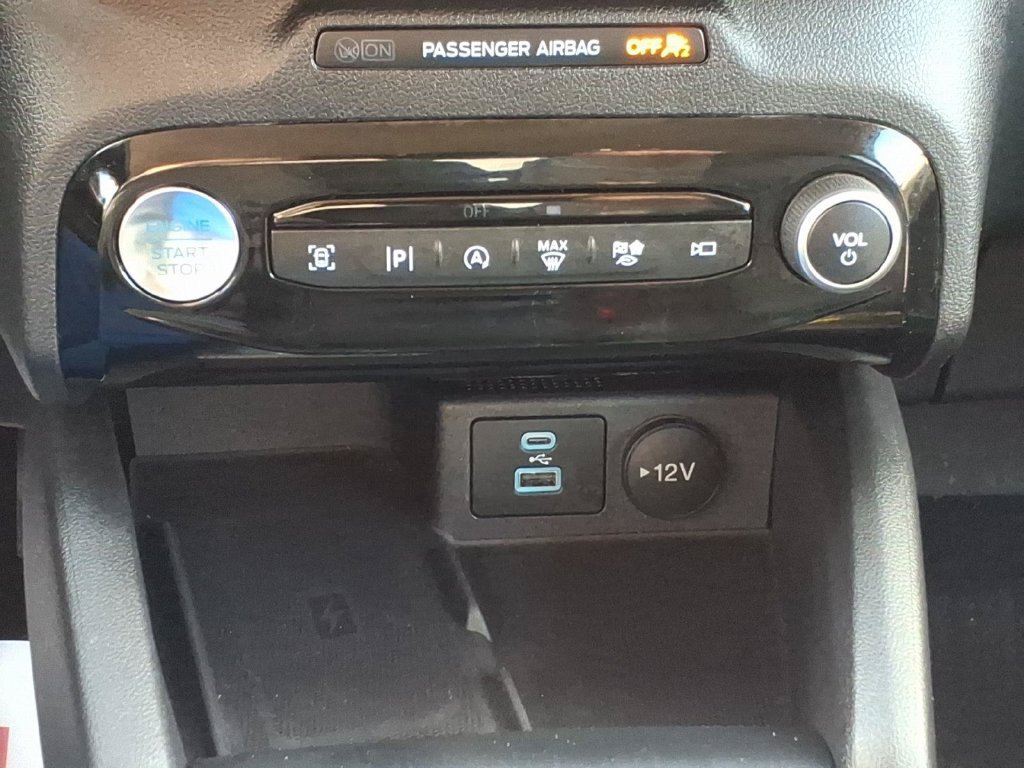 Used 2023 Ford Escape Platinum AWD/4WD image 19