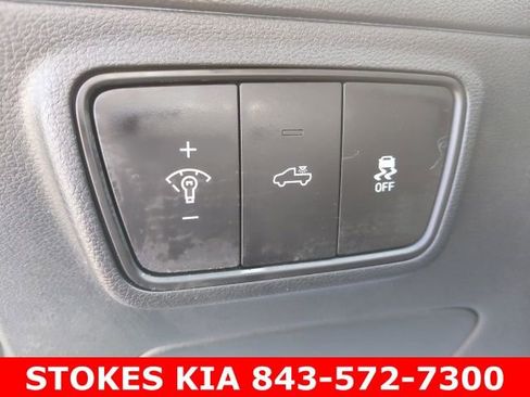 Used 2023 Hyundai Santa Cruz Limited image 19