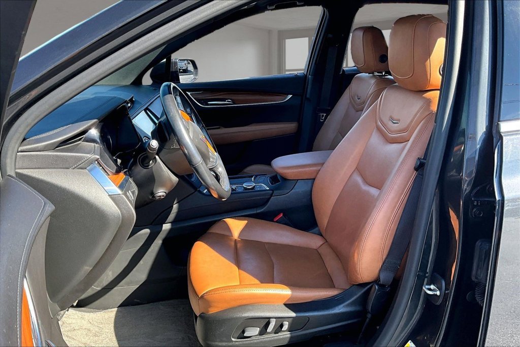 Used 2020 Cadillac XT5 Premium Luxury FWD image 25