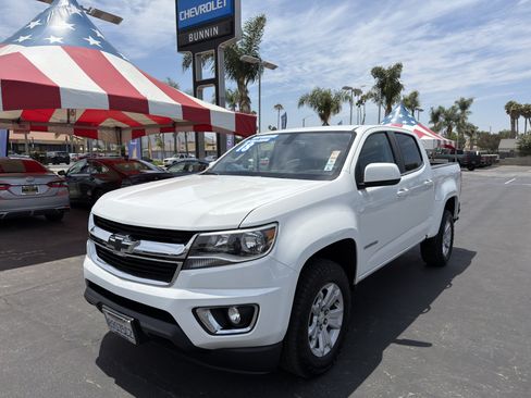 Used 2016 Chevrolet Colorado LT w/ LT Convenience Package RWD image 4