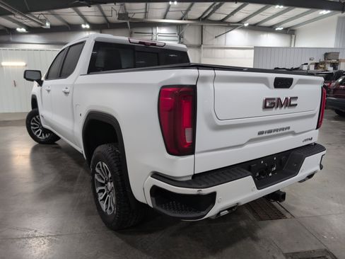 Used 2021 GMC Sierra 1500 AT4 w/ AT4 Value Package image 4