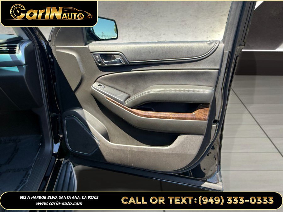 Used 2018 Chevrolet Suburban LS RWD image 32
