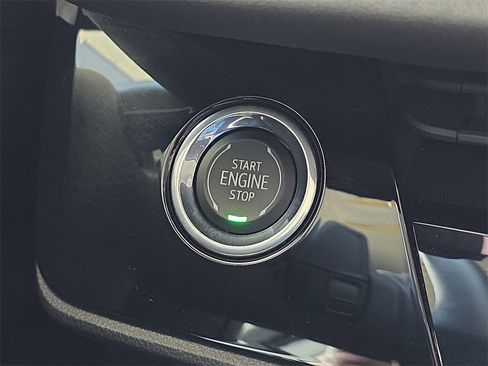 Used 2025 Buick Envision Sport Touring image 17