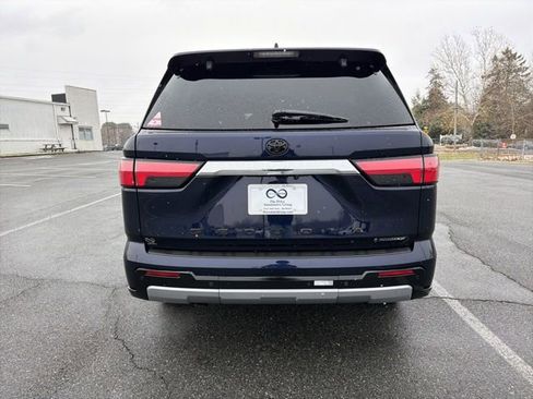 Used 2025 Toyota Sequoia Platinum image 7