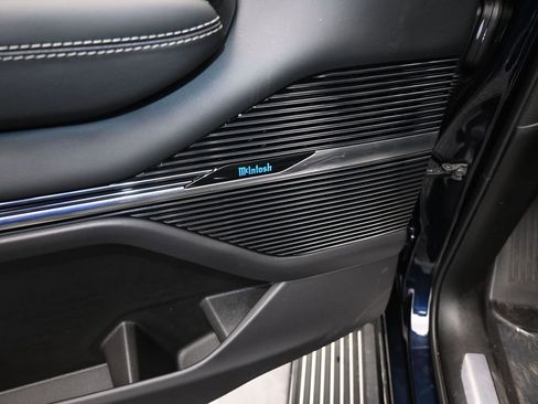 Used 2024 Jeep Grand Wagoneer L Series II w/ Quick Order Packagew 28T image 15