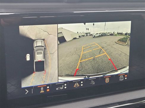 New 2026 GMC Sierra 1500 AT4 w/ Technology Package image 15