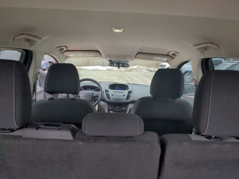 Used 2017 Ford Escape SE image 32