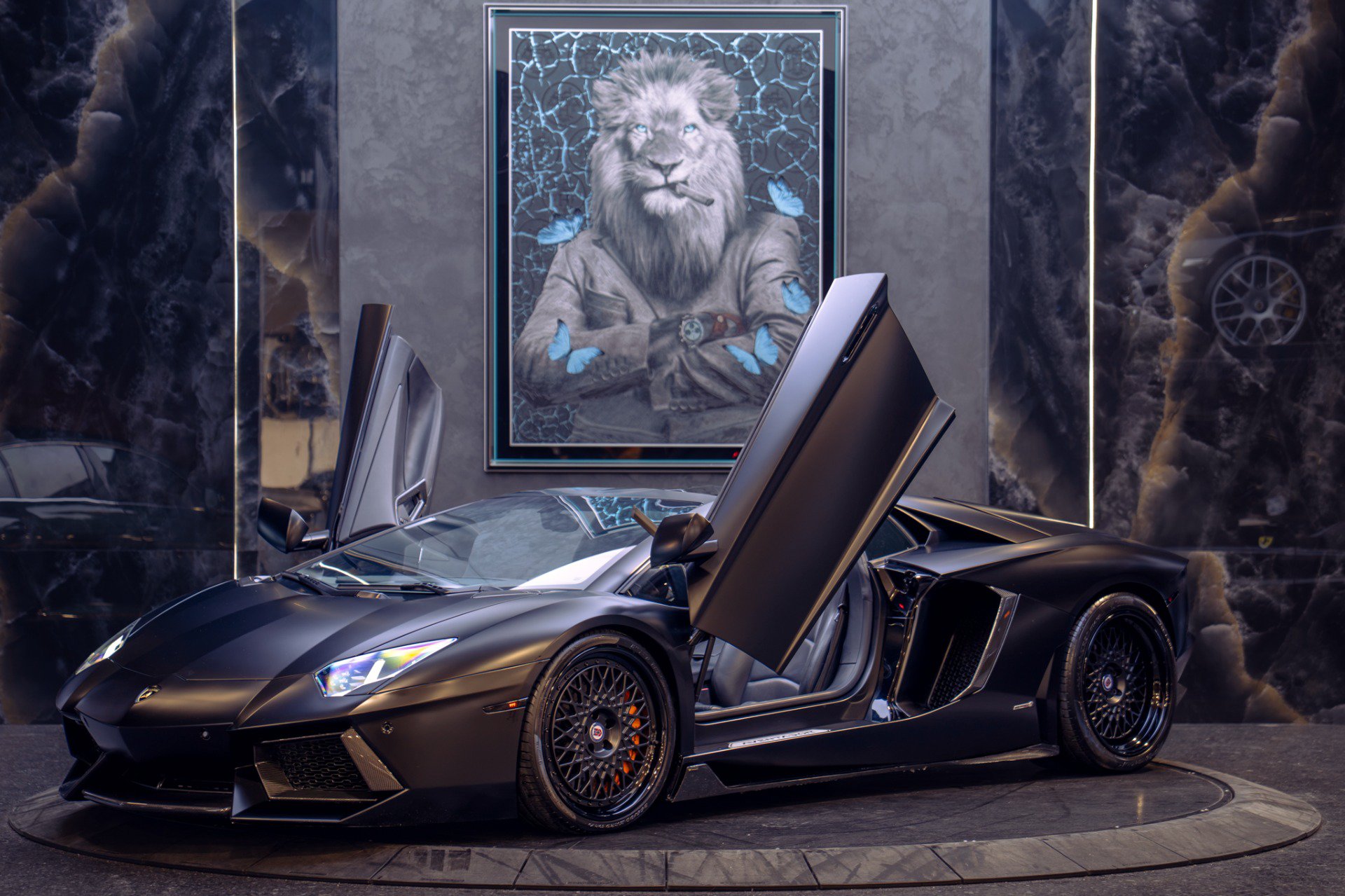 Used 2014 Lamborghini Aventador LP 700-4 AWD/4WD image 3