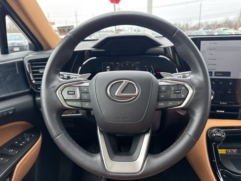 Used 2022 Lexus NX 350 AWD image 16