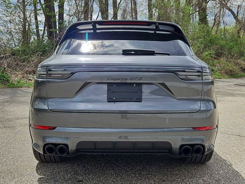 Certified 2021 Porsche Cayenne GTS AWD/4WD image 8