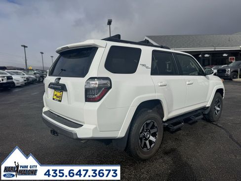 Used 2022 Toyota 4Runner TRD Off-Road Premium image 3