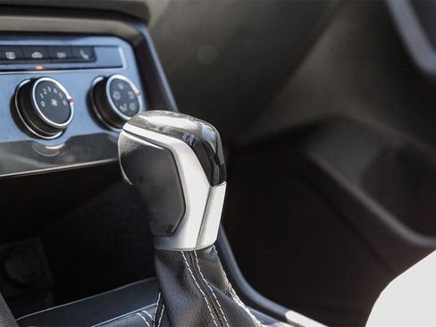 Certified 2024 Volkswagen Tiguan S image 21