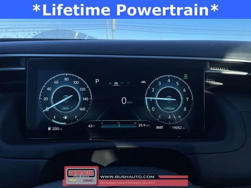 Used 2024 Hyundai Santa Cruz Limited image 11