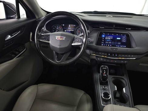 Used 2020 Cadillac XT4 Premium Luxury AWD/4WD image 18