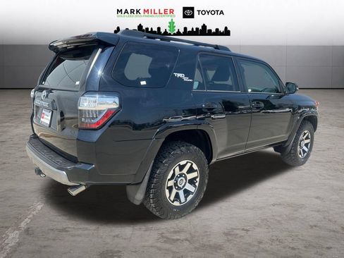 Certified 2020 Toyota 4Runner TRD Off-Road Premium w/ Wilderness Package AWD/4WD image 6
