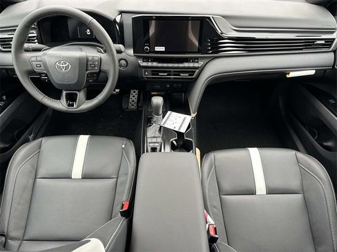 New 2026 Toyota Camry SE image 12