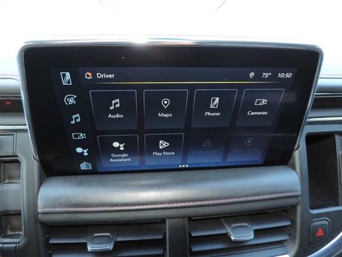 Certified 2022 Chevrolet Suburban RST w/ Luxury Package image 27